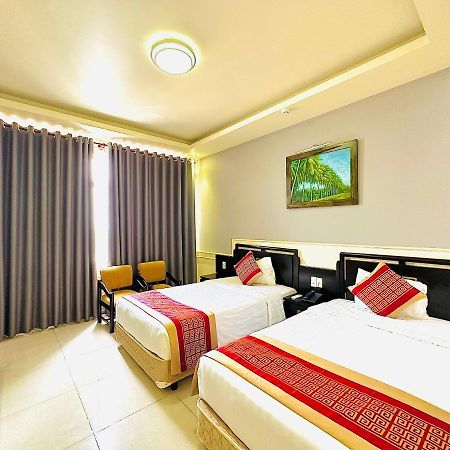 Viet Uc Hotel Ben Tre Buitenkant foto