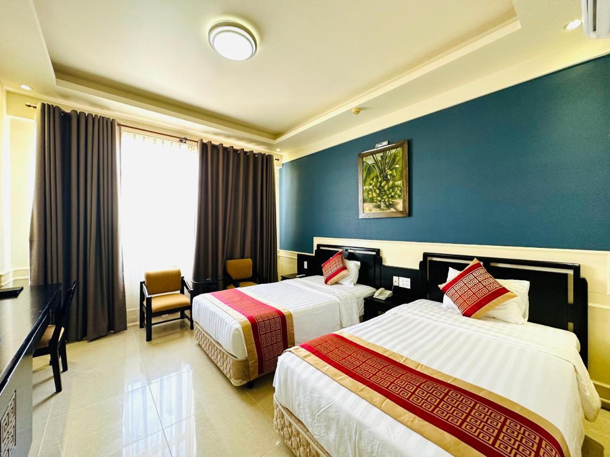 Viet Uc Hotel Ben Tre Buitenkant foto
