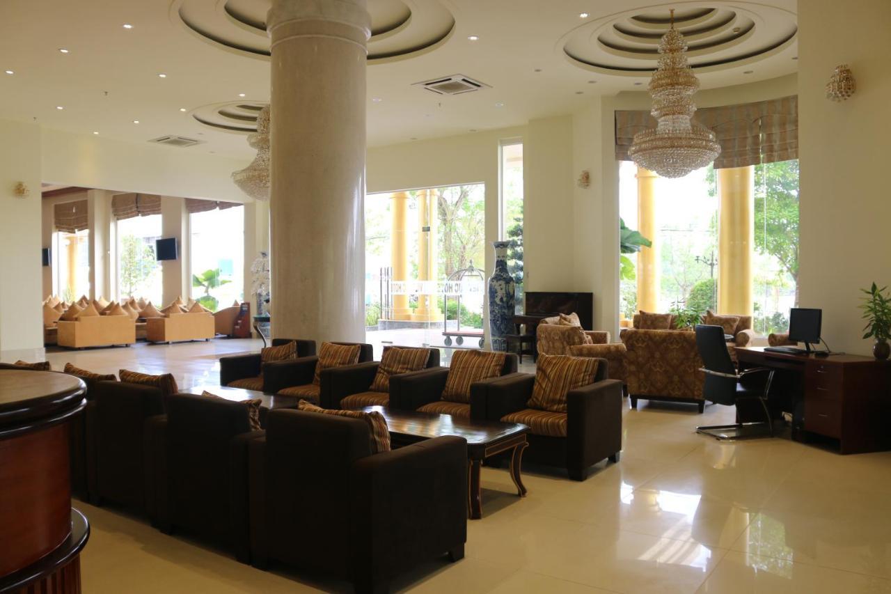 Viet Uc Hotel Ben Tre Buitenkant foto